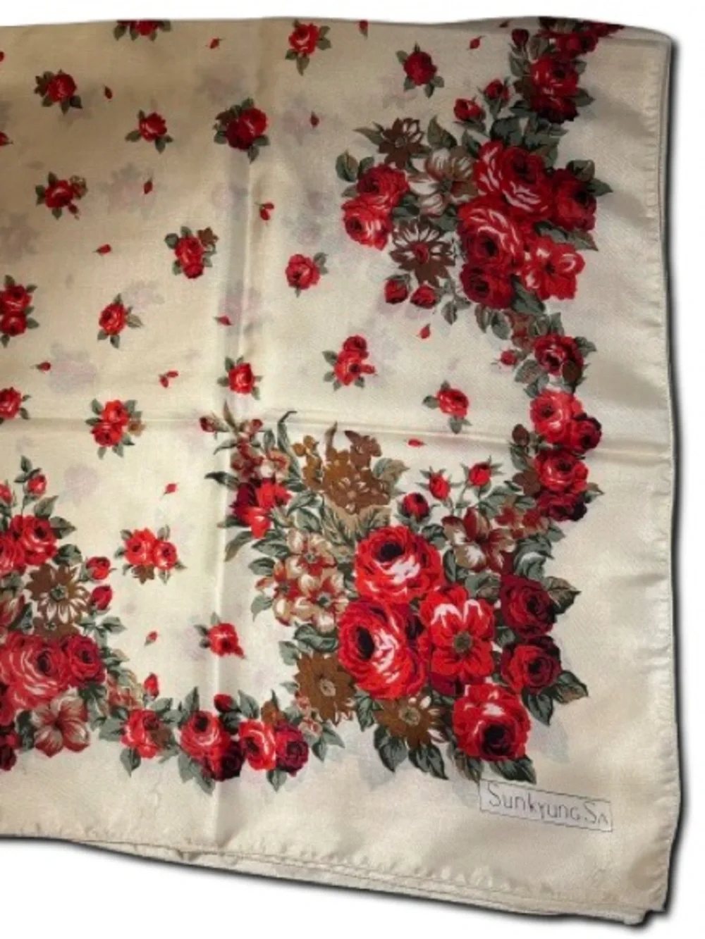 SUNKYUNG SA VINTAGE FLORAL ROSE PRINT LARGE SCARF 🌹